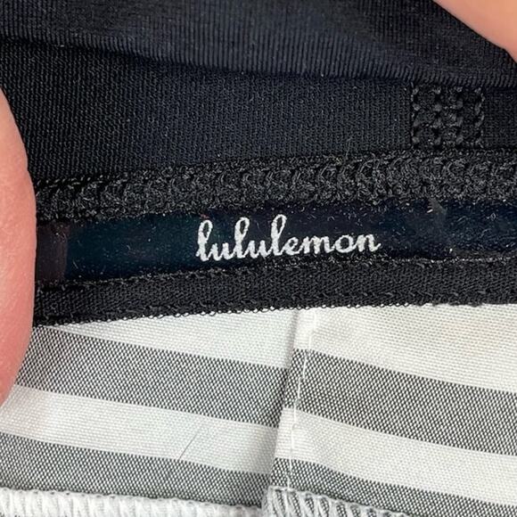 Lululemon Skirts Womens 32" White Black Run Pace Setter Skorts Ruffled Tennis - Picture 8 of 12